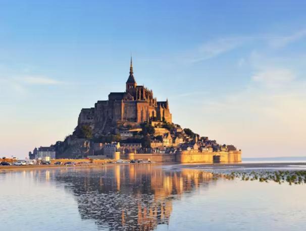 Gite La Maison La Saint-Aubin-d'Aubigne Eksteriør bilde